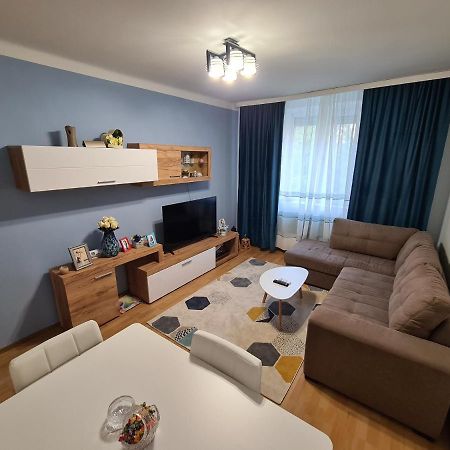 Best Apartment Hunedoara Eksteriør billede