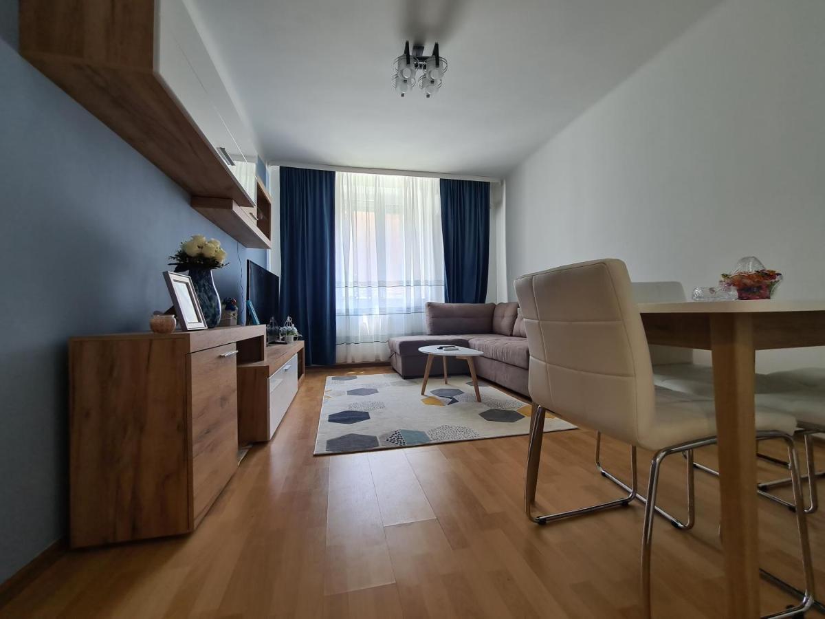 Best Apartment Hunedoara Eksteriør billede